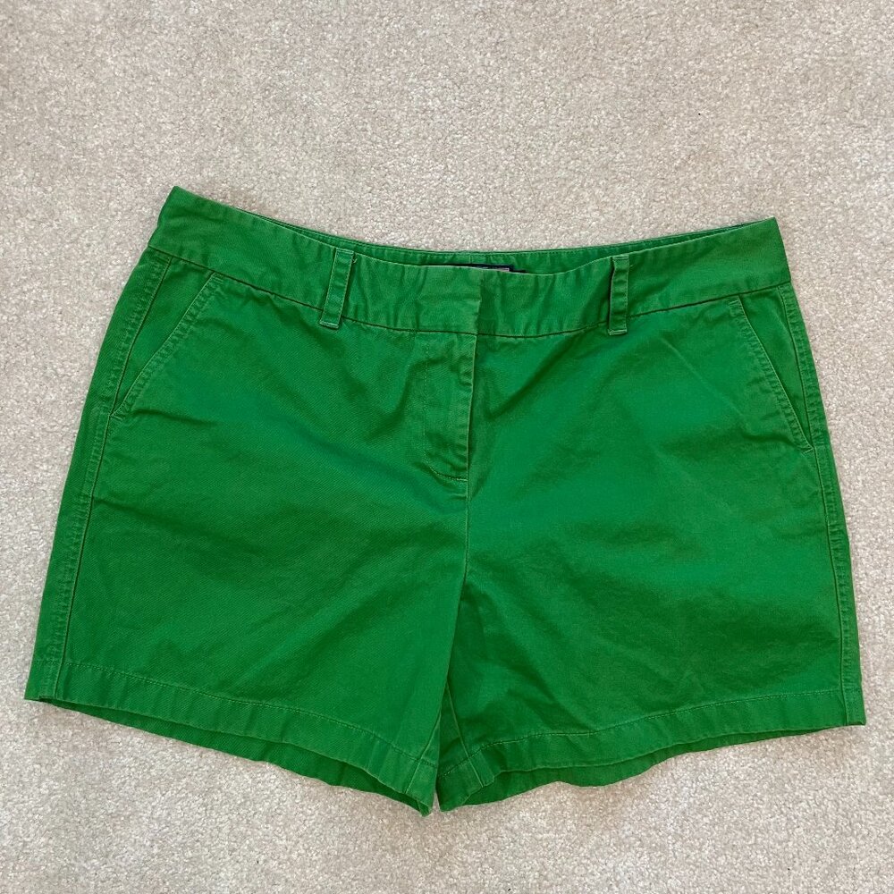 Vineyard Vines Cotton Chino 5" Inseam Shorts -  Size 16 but fits more like a 14